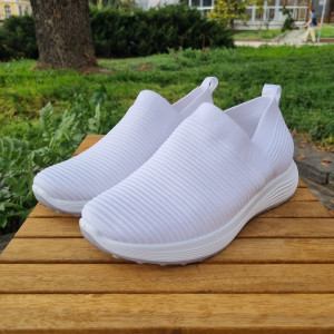 Дамски маратонки от текстил КОД ИВ-50-424-бял