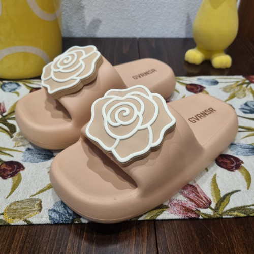 Дамски силиконови чехли КОД J-8855-беж