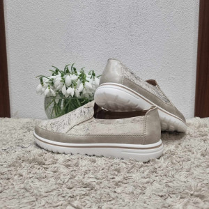 Дамски обувки КОД 30-452-беж