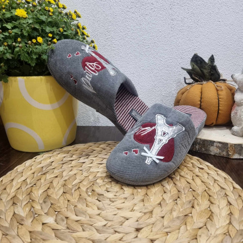 Дамски анатомични домашни чехли КОД ПА-561