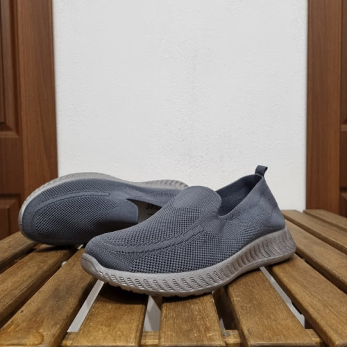 Мъжки маратонки код Ш-2701-сив
