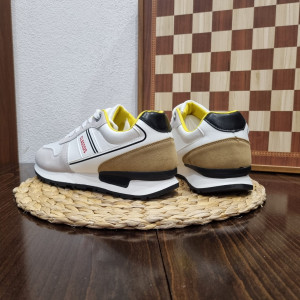 Мъжки сникърси КОД Ш-9467-бял