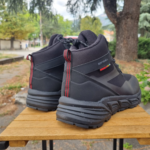 Мъжки зимни SOFTSHELL обувки КОД Я-8175-черен