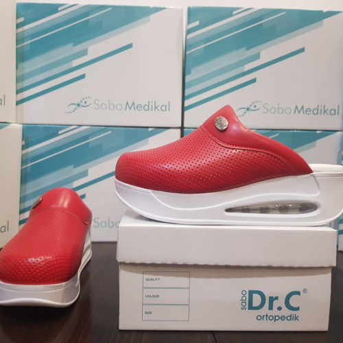 Дамско анатомично сабо КОД LP-609-червен